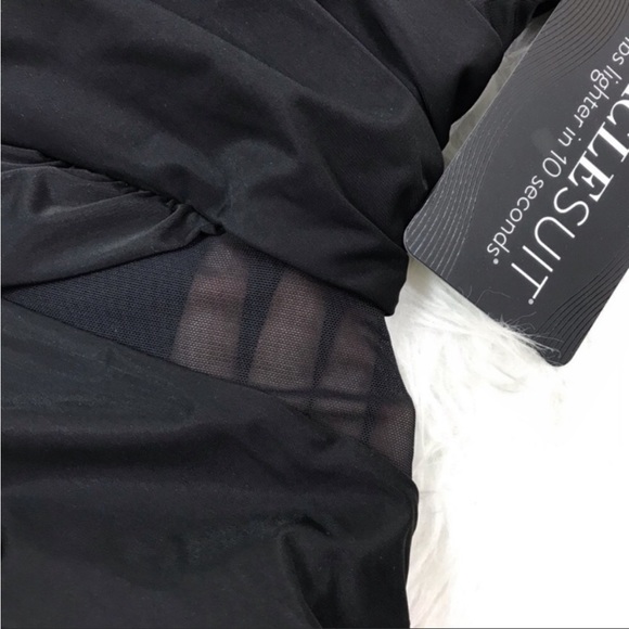 Miraclesuit DDD cup Mystify Sheer mesh panel slimming swimsuit - Picture 6 of 12